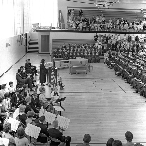 1965-1966-Graduation-08.jpg
