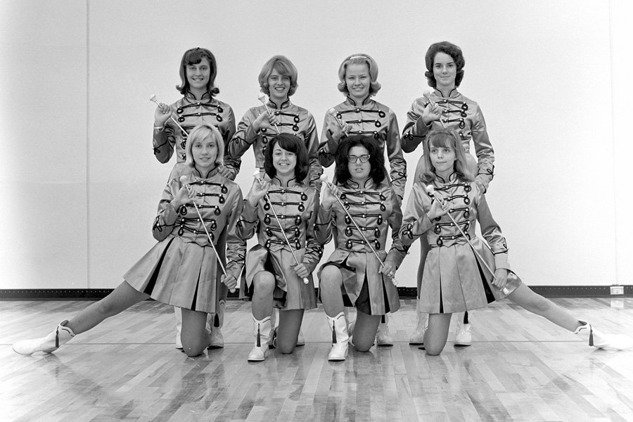 1965-1966-Majorettes-03.jpg