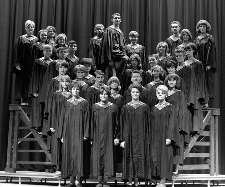 1966-1967-Choir-02.jpg