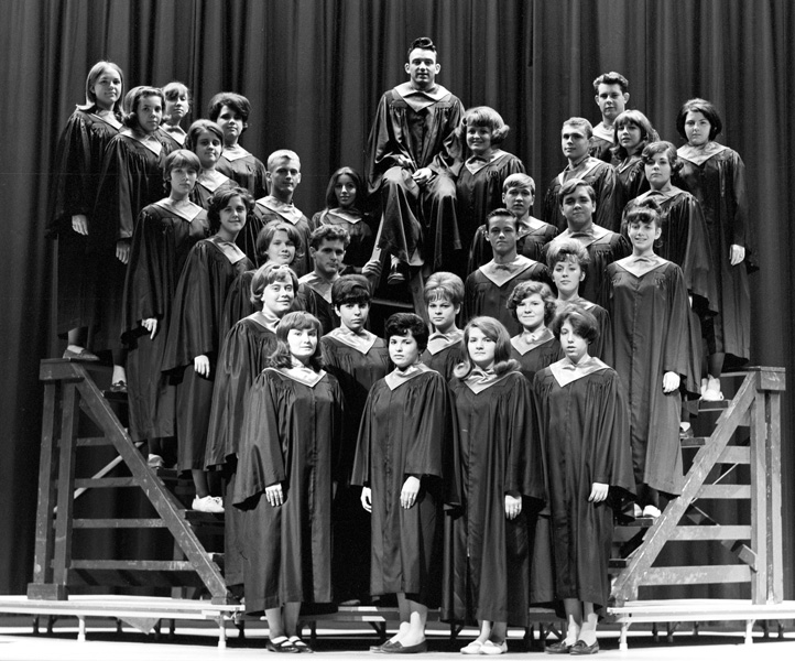 1966-1967-Choir-06.jpg