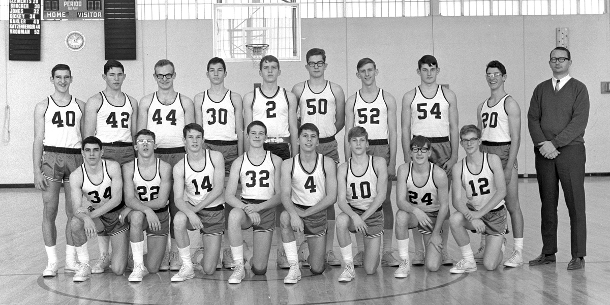 1967-1968-Basketball-04.jpg
