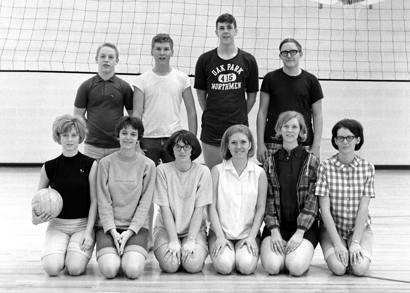 1967-1968-Volleyball-10.jpg