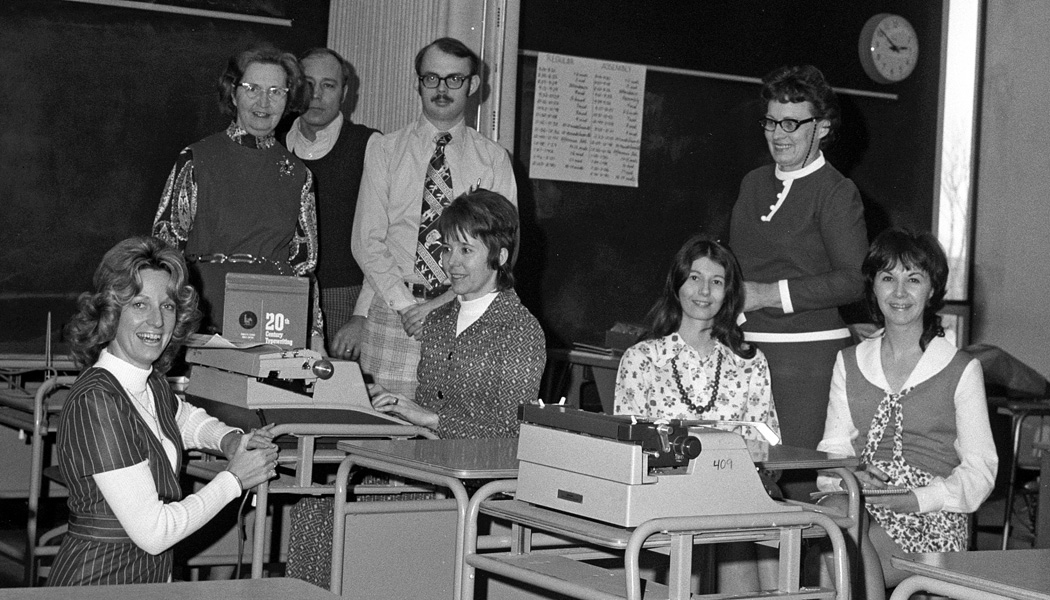 1973-1974-Admin-Faculty-Staff-06.jpg