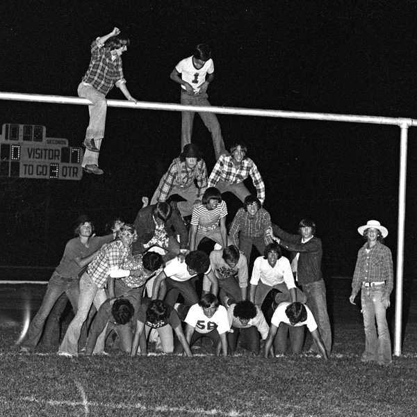 1974-1975-FootballPyramid-02.jpg