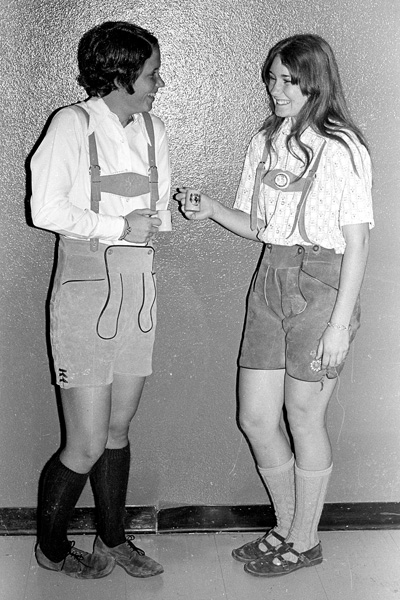1974-1975-GermanClub-12.jpg