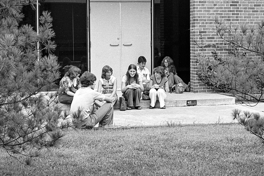 1977-1978-Courtyard-01.jpg