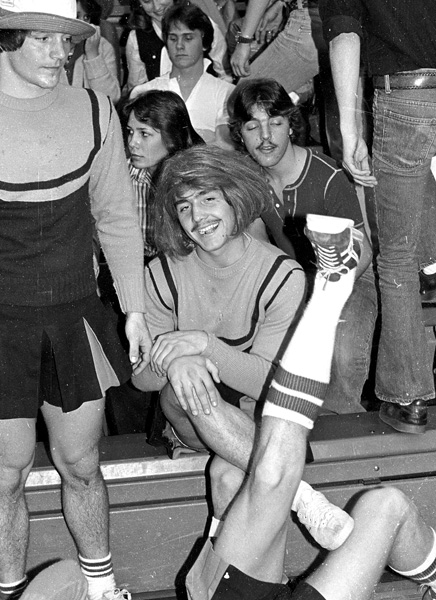 1977-1978-DonkeyBasketball-06.jpg