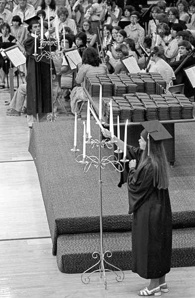 1977-1978-Graduation-06.jpg