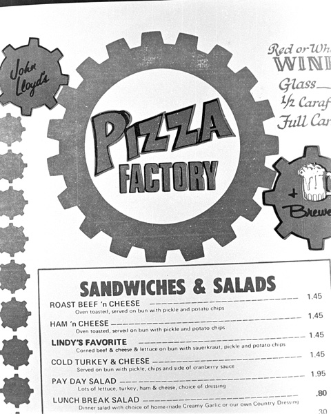 1977-1978-PizzaFactory-02.jpg