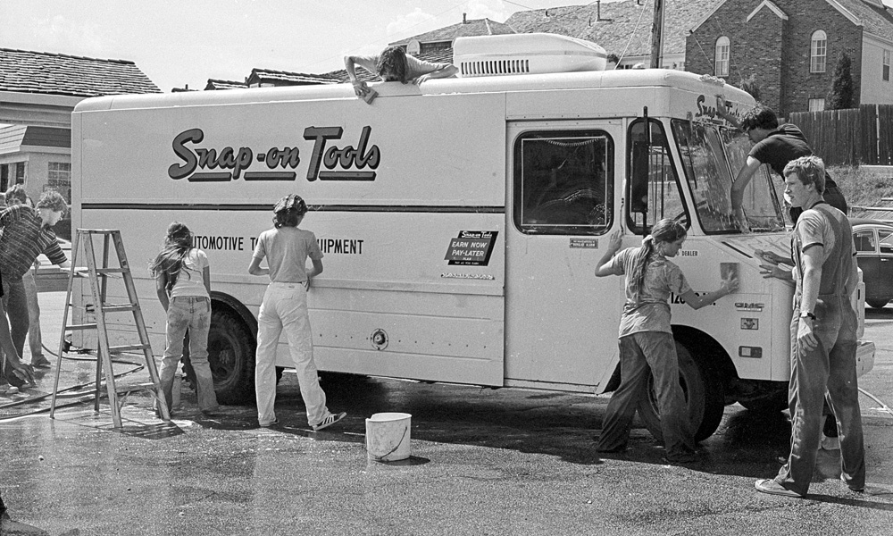 1977-1978-Stuco-CarWash-07.jpg