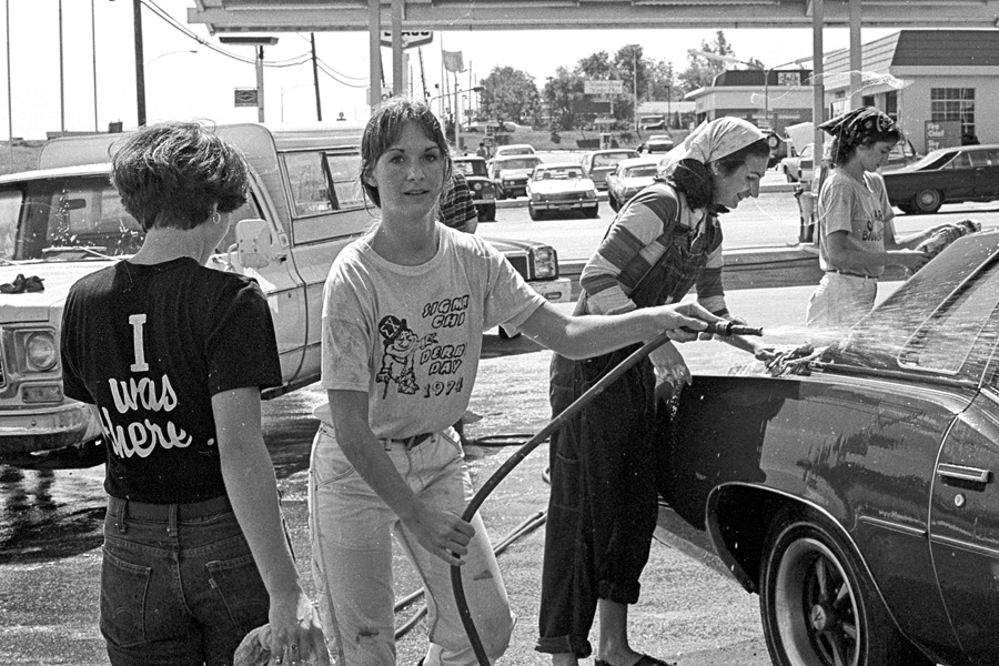 1977-1978-Stuco-CarWash-18.jpg