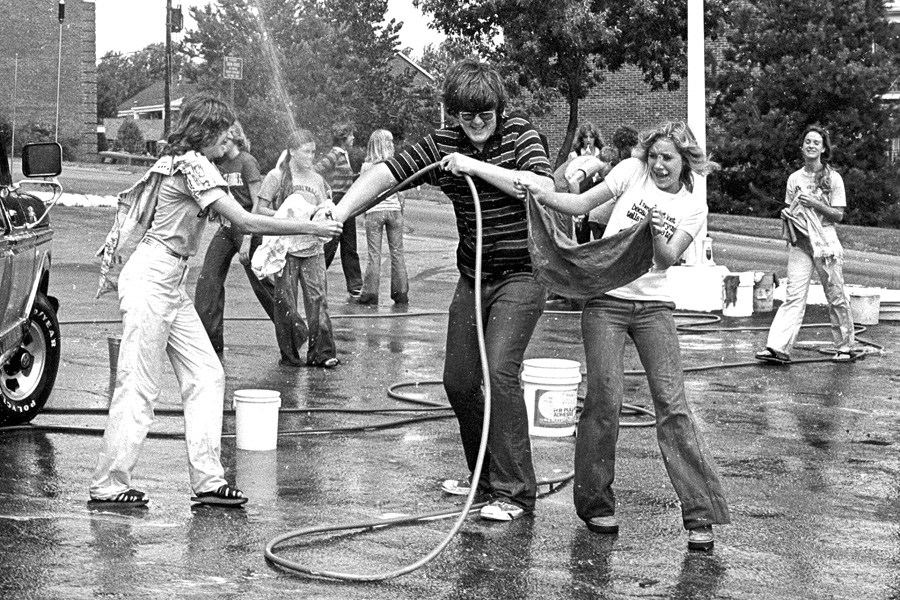 1977-1978-Stuco-CarWash-24.jpg