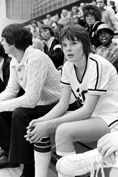 1979-1980-GirlsBasketball-01.jpg