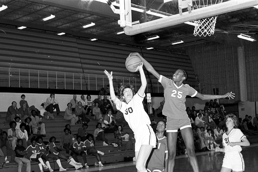 1979-1980-GirlsBasketball-06.jpg