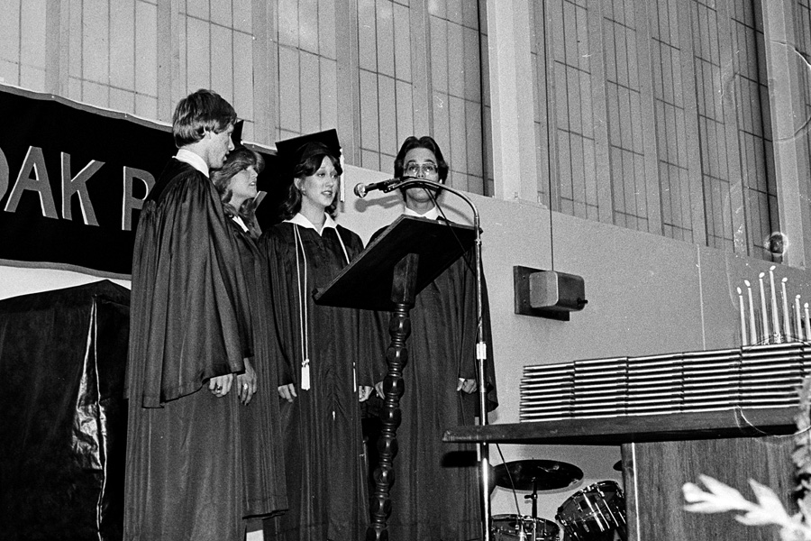 1979-1980-Graduation-32.jpg