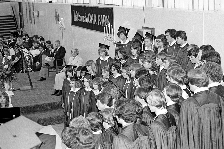 1979-1980-Graduation-44.jpg