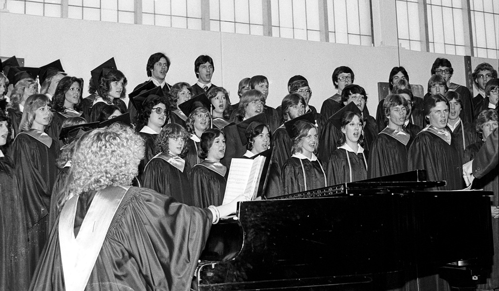 1979-1980-Graduation-71.jpg
