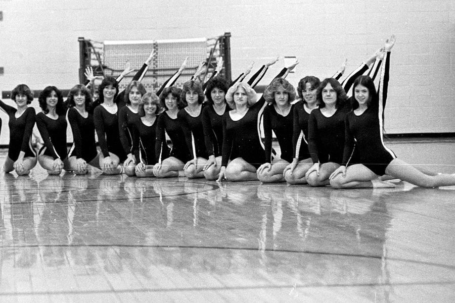 1979-1980-Gymnastics-02.jpg