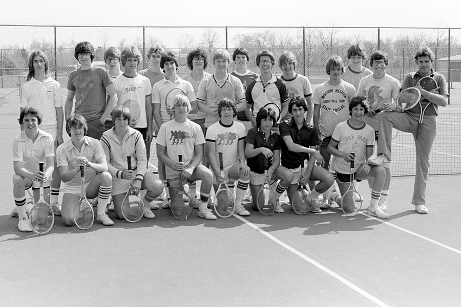 1979-1980-Tennis-03.jpg