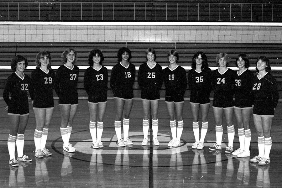 1979-1980-Volleyball-03.jpg