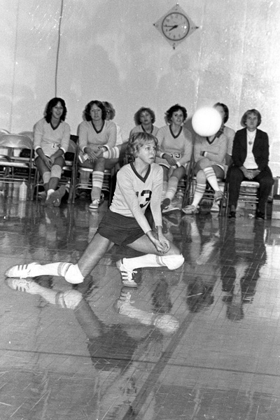 1979-1980-Volleyball-11.jpg