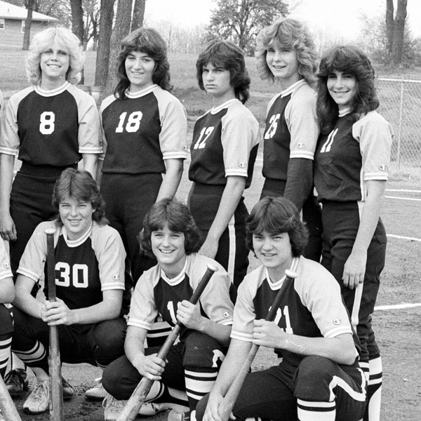 1981-1982-Softball-03.jpg
