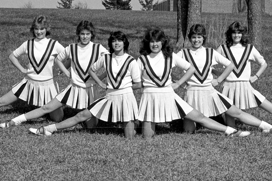 1982-1983-Cheerleaders-06.jpg