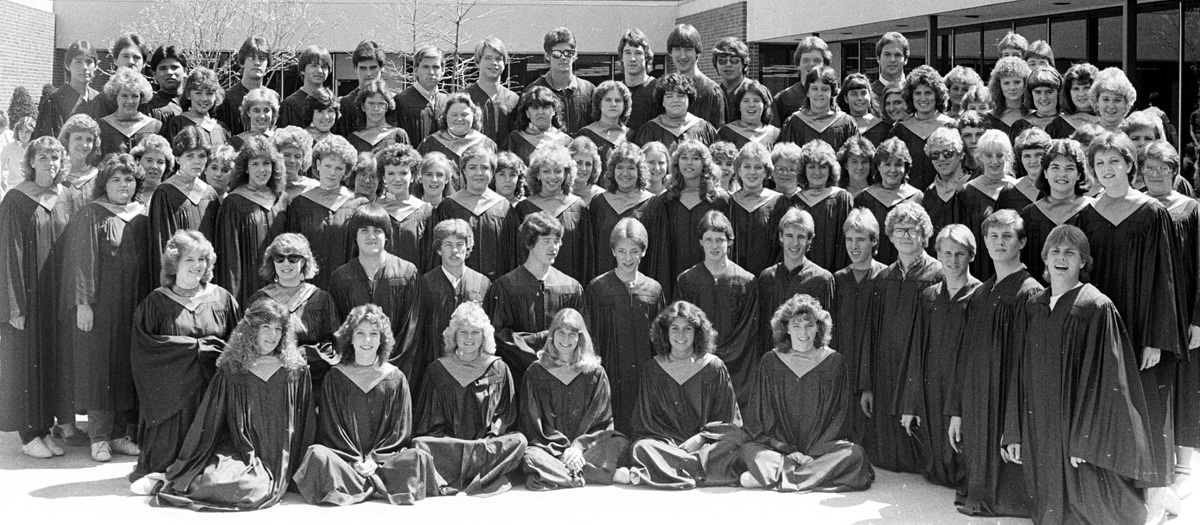 1984-1985-Choir-01.jpg