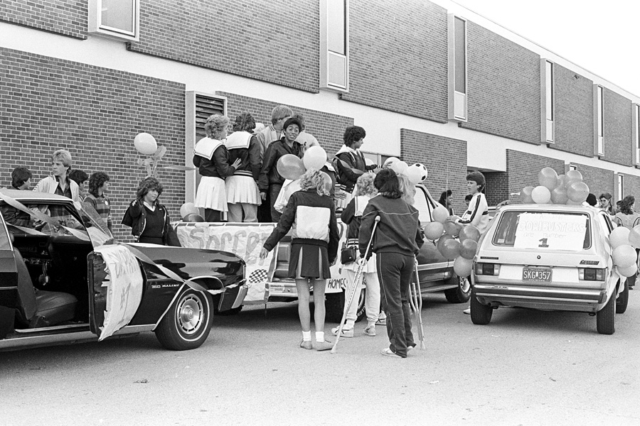 1984-1985-Homecoming-12.jpg