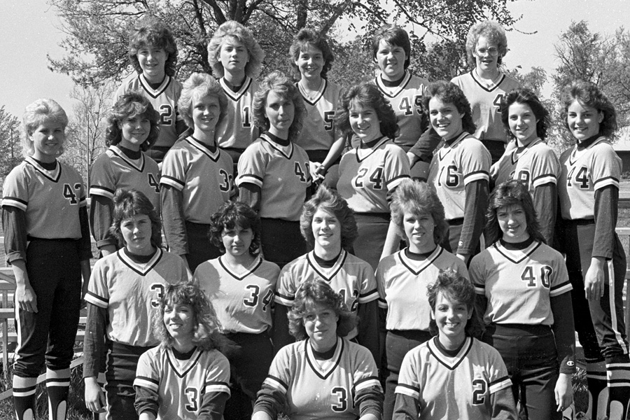1984-1985-Softball-02.jpg