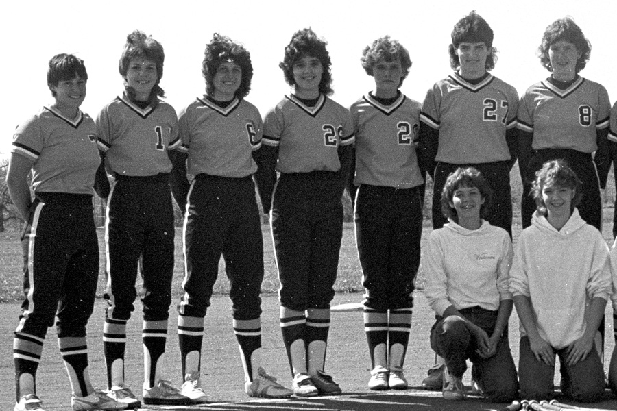 1984-1985-Softball-03.jpg