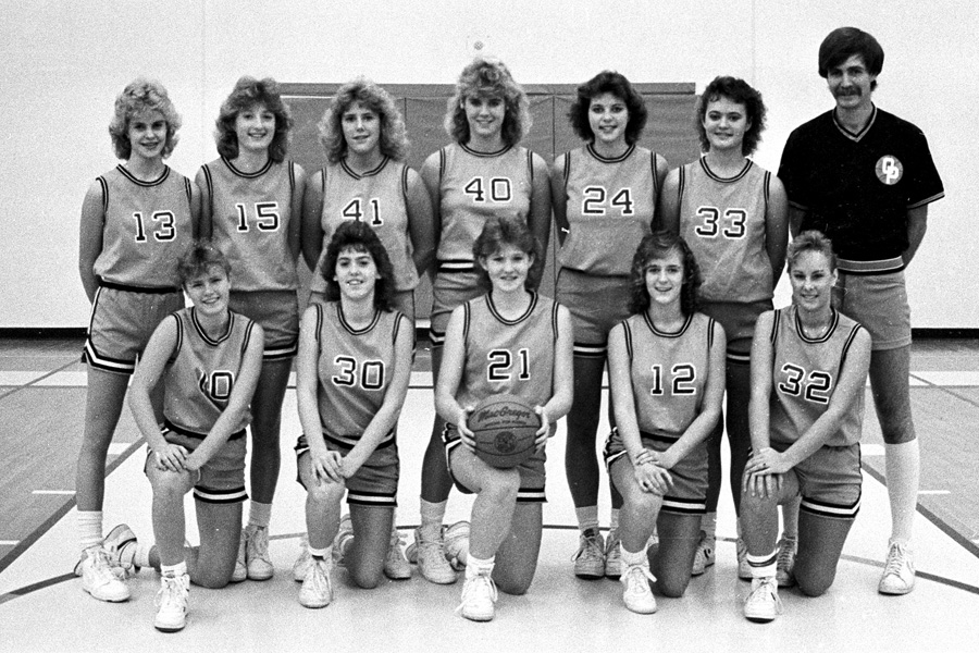 1986-1987-Basketball-06.jpg