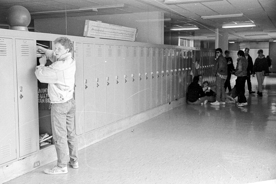 1987-1988-NewLockers-06.jpg