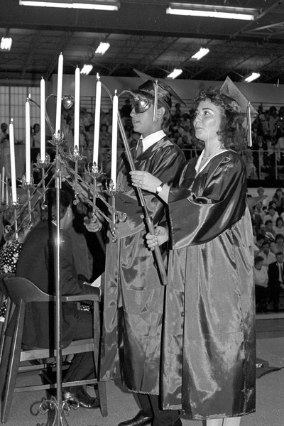 1988-1989-Graduation-08.jpg