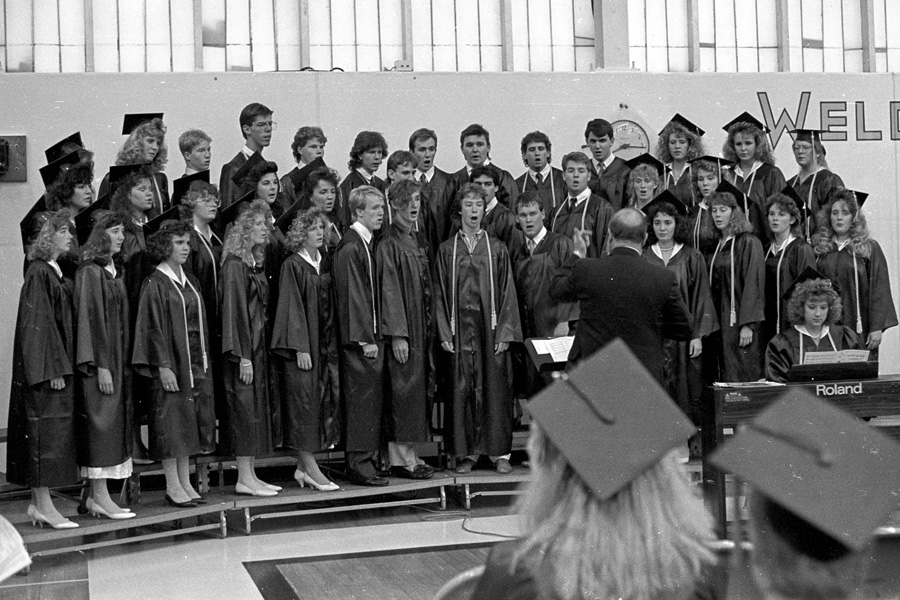 1988-1989-Graduation-12.jpg
