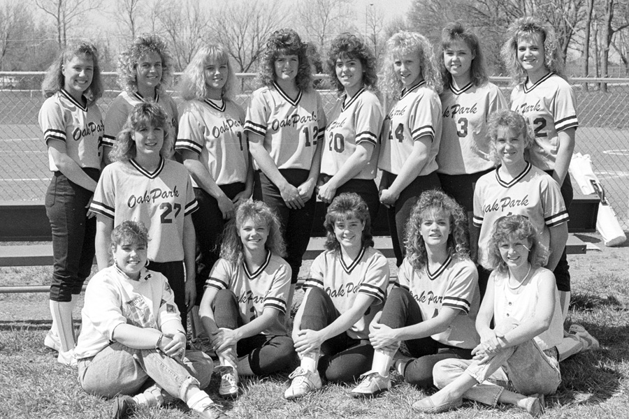 1988-1989-Softball-03.jpg