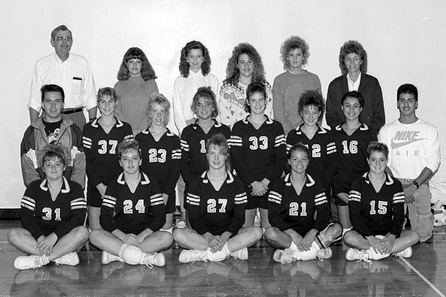 1990-1991-Volleyball-01.jpg