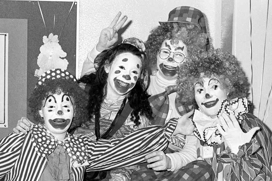 1992-1993-Clowning-02.jpg