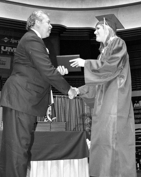1999-2000-Graduation-29.jpg